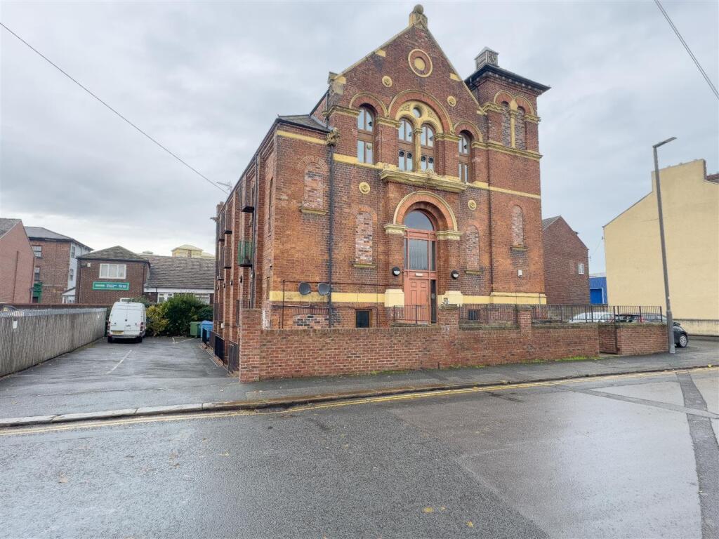 Main image of property: 12 The Old Chapel, Grove Road, Wakefield, WF1 1UW