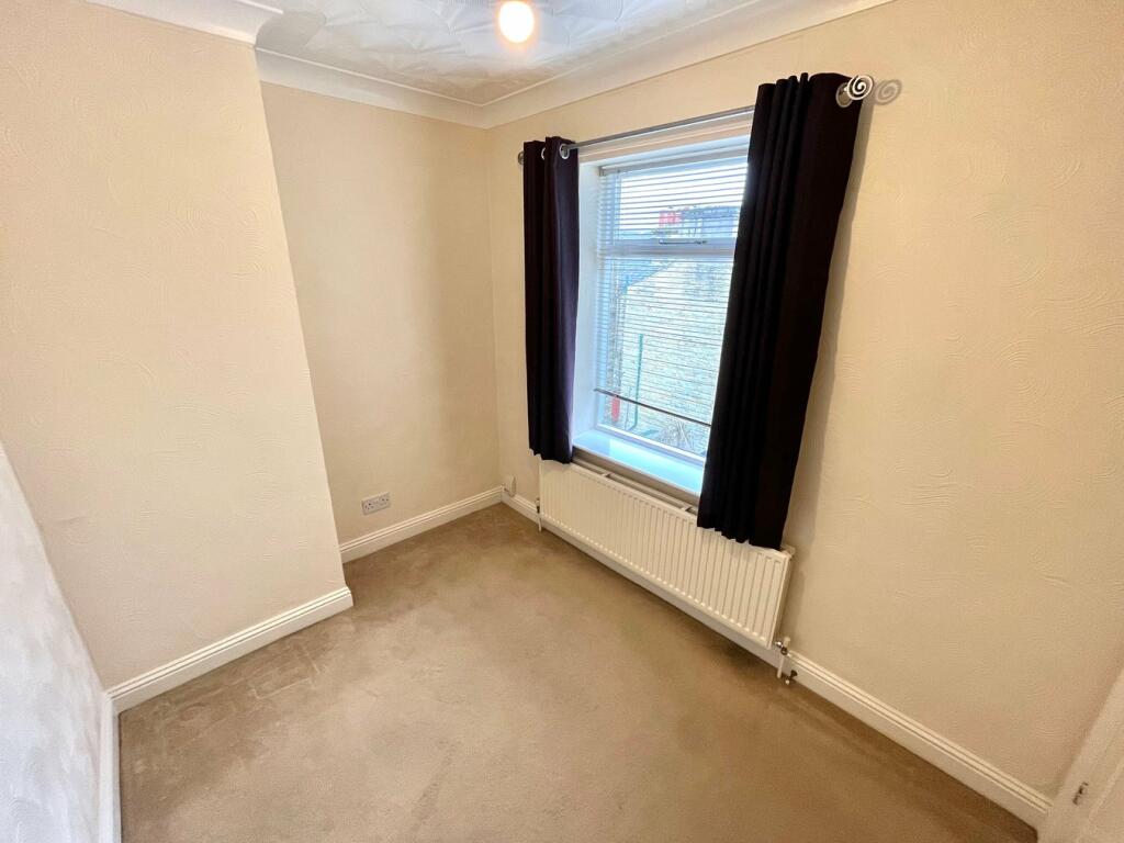 Additional property image - George Street, Saltaire, BD18