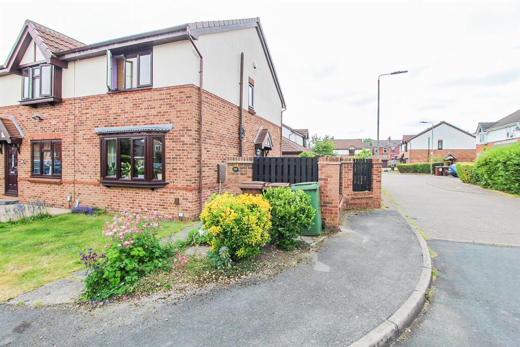Main image of property: Ashbrook Close, Ossett