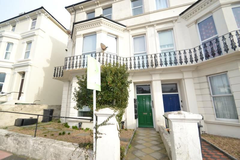 1 bedroom flat for rent in Upperton Gardens, Eastbourne, East Sussex, BN21