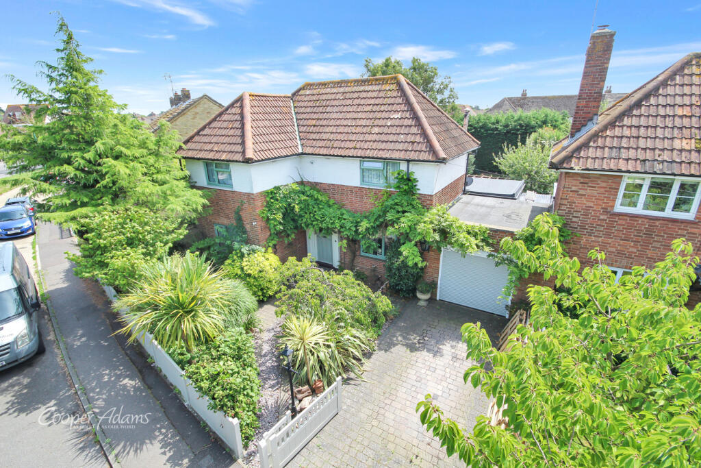 Main image of property: Roundstone Crescent, East Preston, West Sussex, BN16