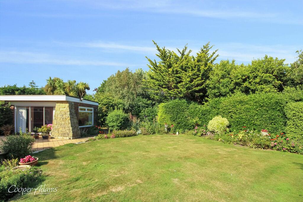 Additional property image - Angmering Lane, East Preston, BN16