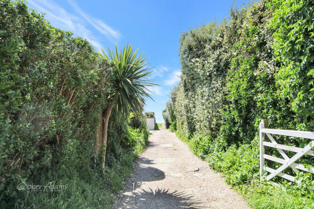 Additional property image - Seaview Avenue, East Preston, BN16