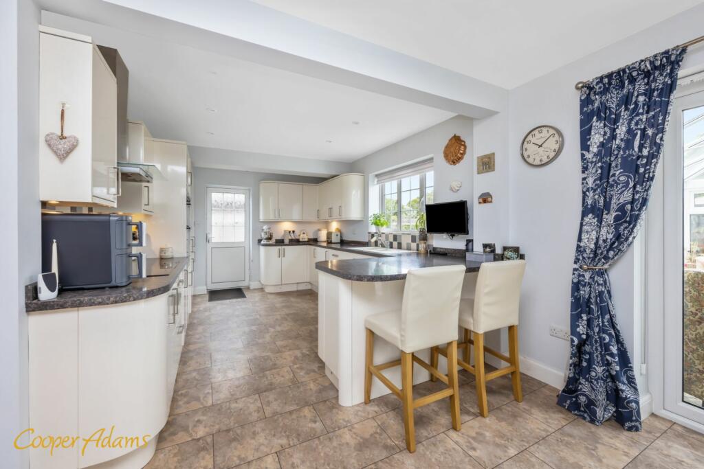 Additional property image - The Ridings, East Preston, BN16