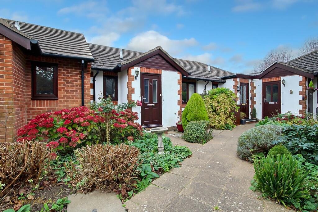 Main image of property: Sea Road, East Preston, BN16