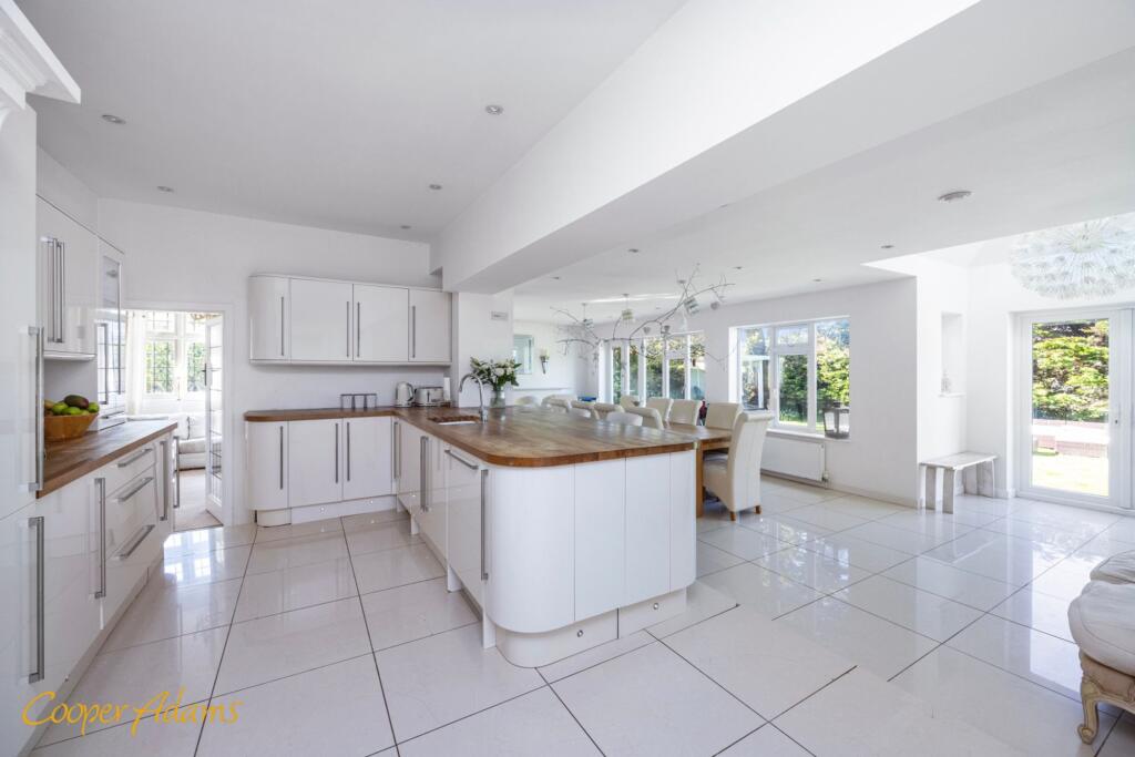 Additional property image - South Strand, East Preston, BN16