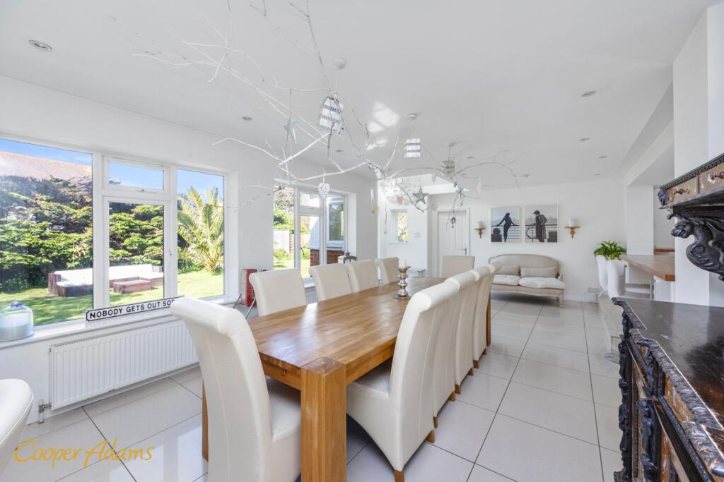 Additional property image - South Strand, East Preston, BN16