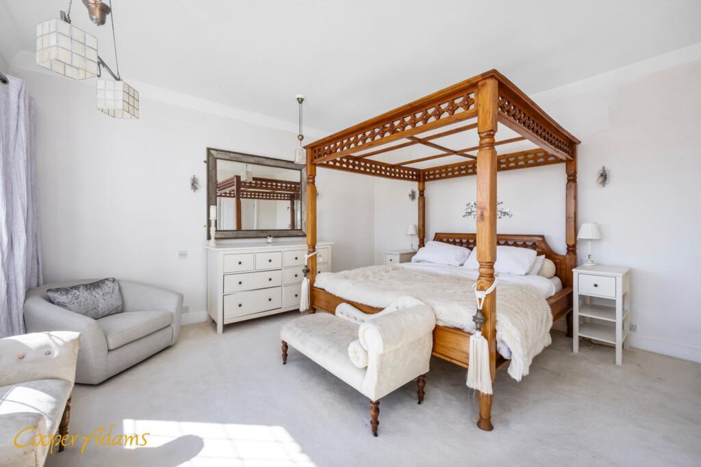 Additional property image - South Strand, East Preston, BN16
