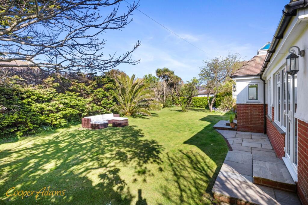 Additional property image - South Strand, East Preston, BN16