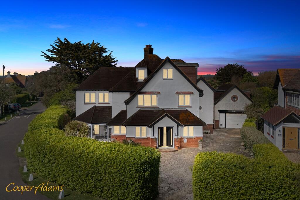 Additional property image - South Strand, East Preston, BN16