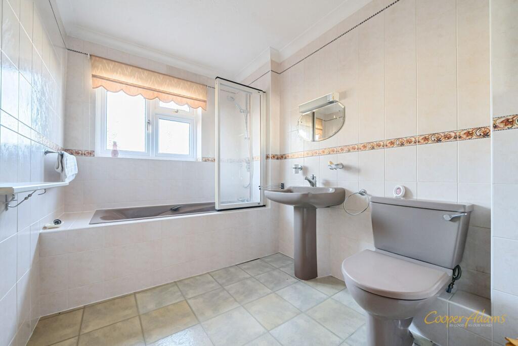 Additional property image - South Strand, East Preston, BN16