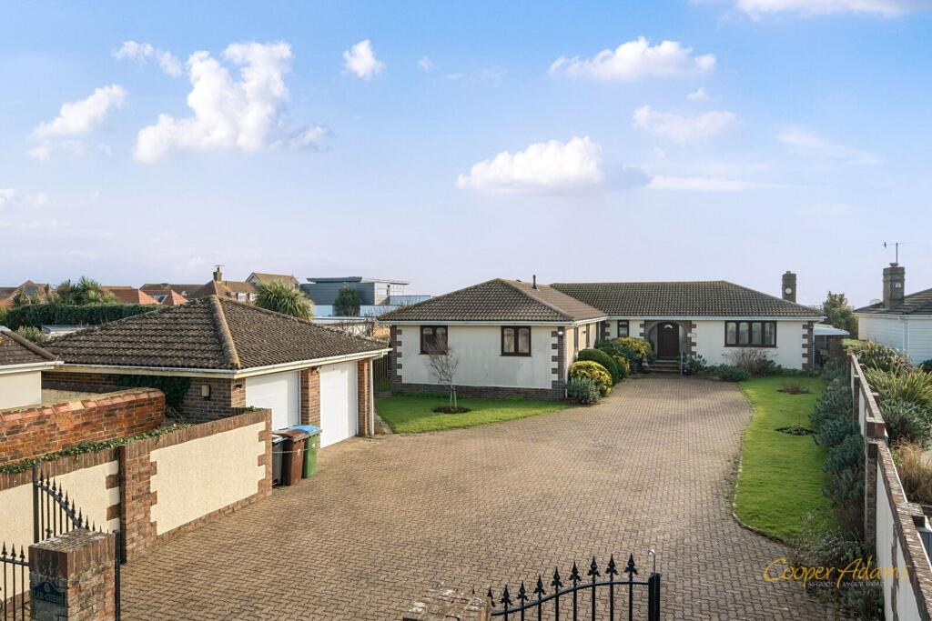 Additional property image - South Strand, East Preston, BN16