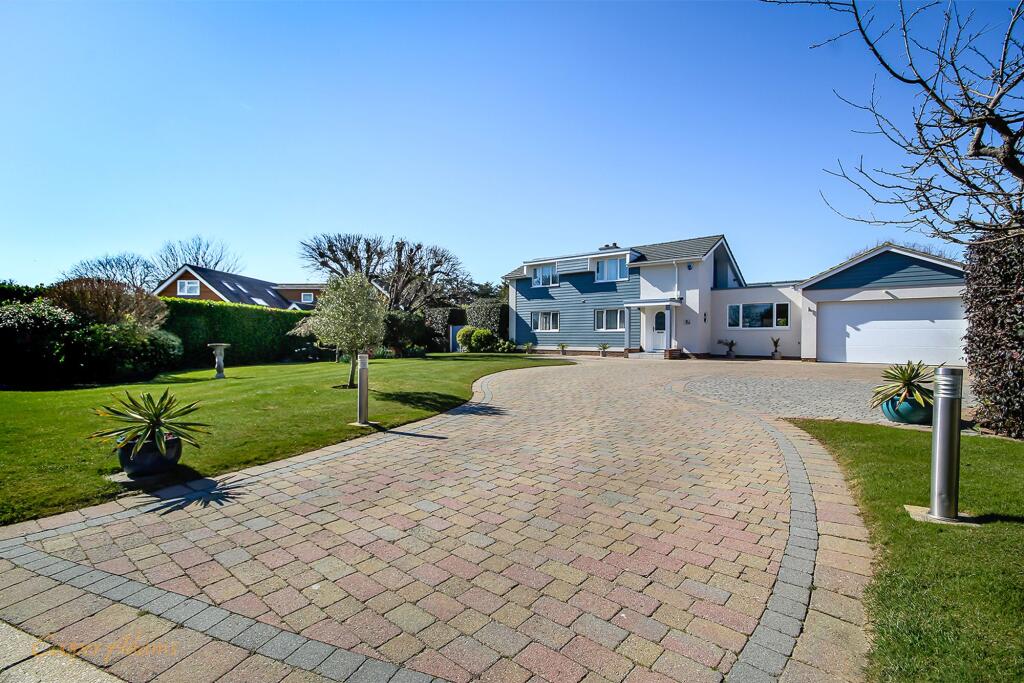 Main image of property: Selhurst Close, East Preston, BN16