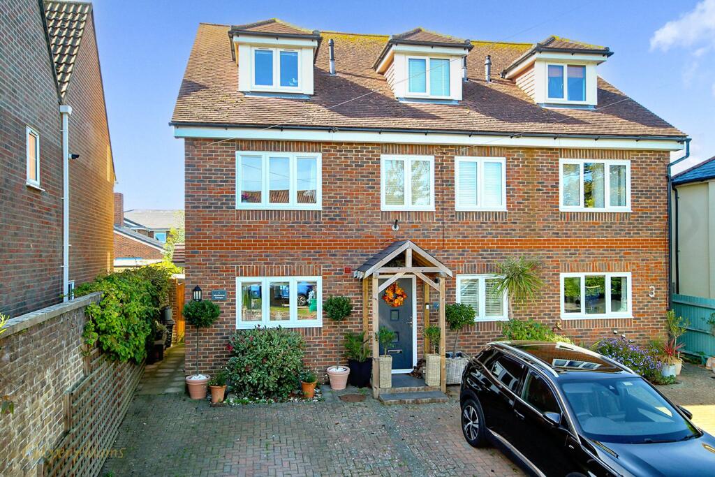 Main image of property: Sea Road, East Preston, BN16