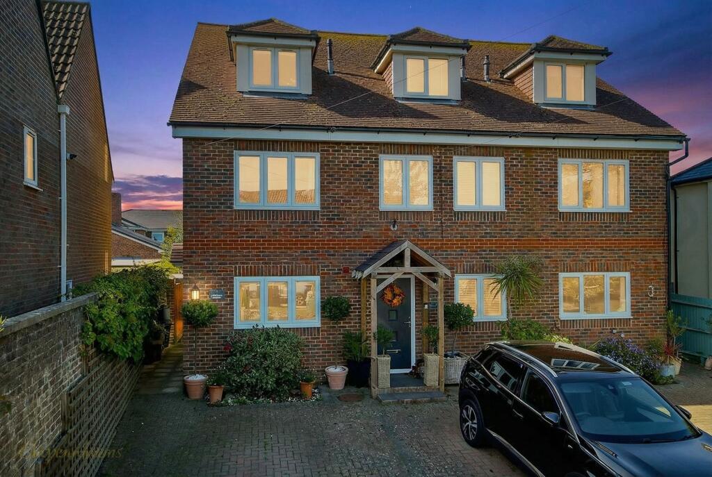 Main image of property: Sea Road, East Preston, BN16