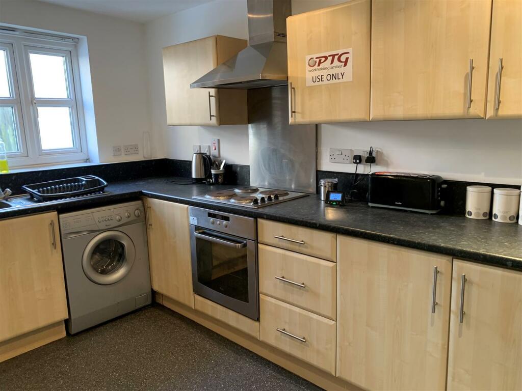 Additional property image - High Street, Staple Hill, Bristol