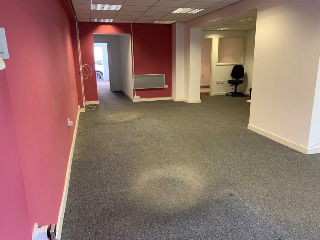 Additional property image - High Street, Staple Hill, Bristol