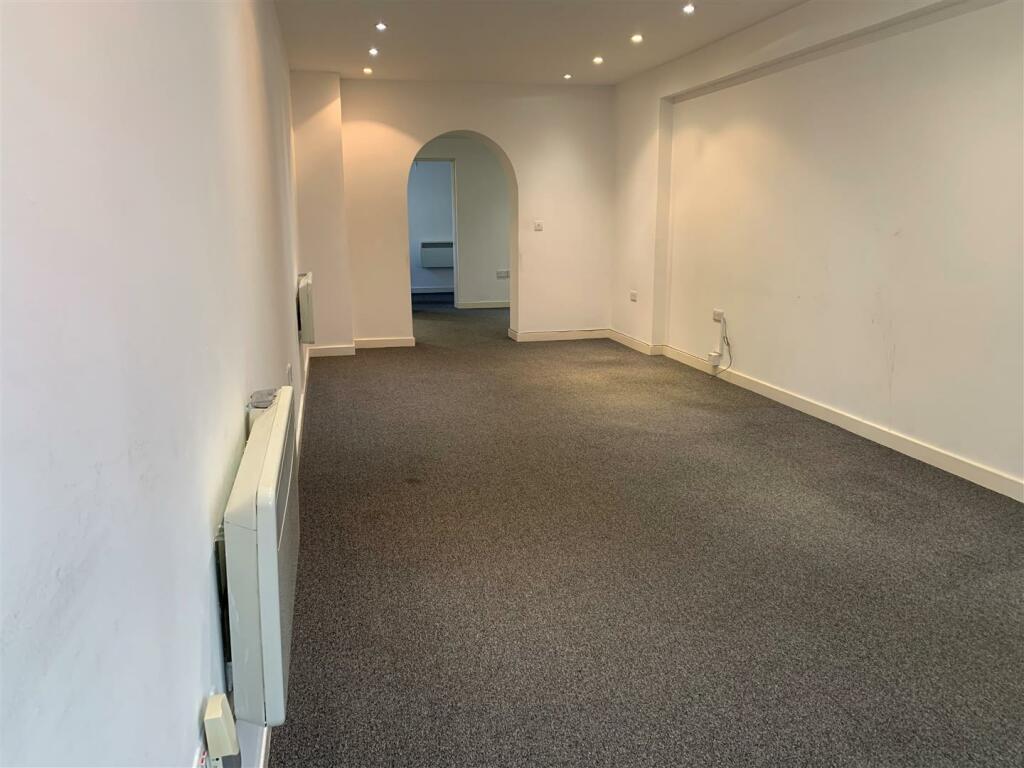 Additional property image - High Street, Staple Hill, Bristol