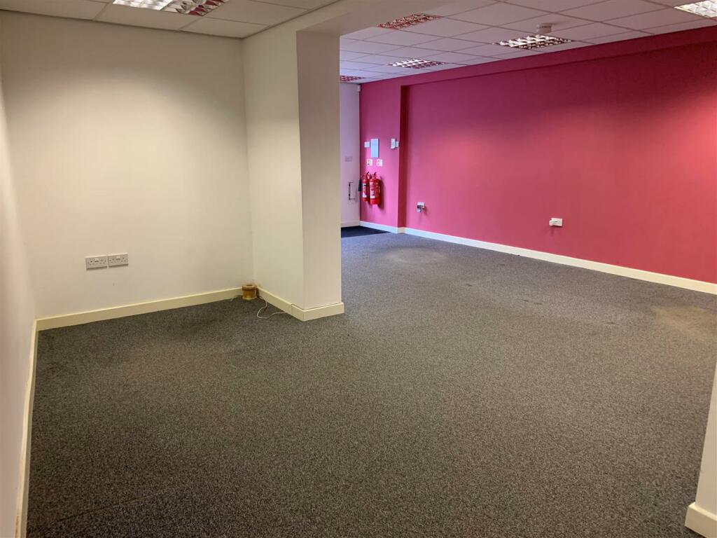 Additional property image - High Street, Staple Hill, Bristol