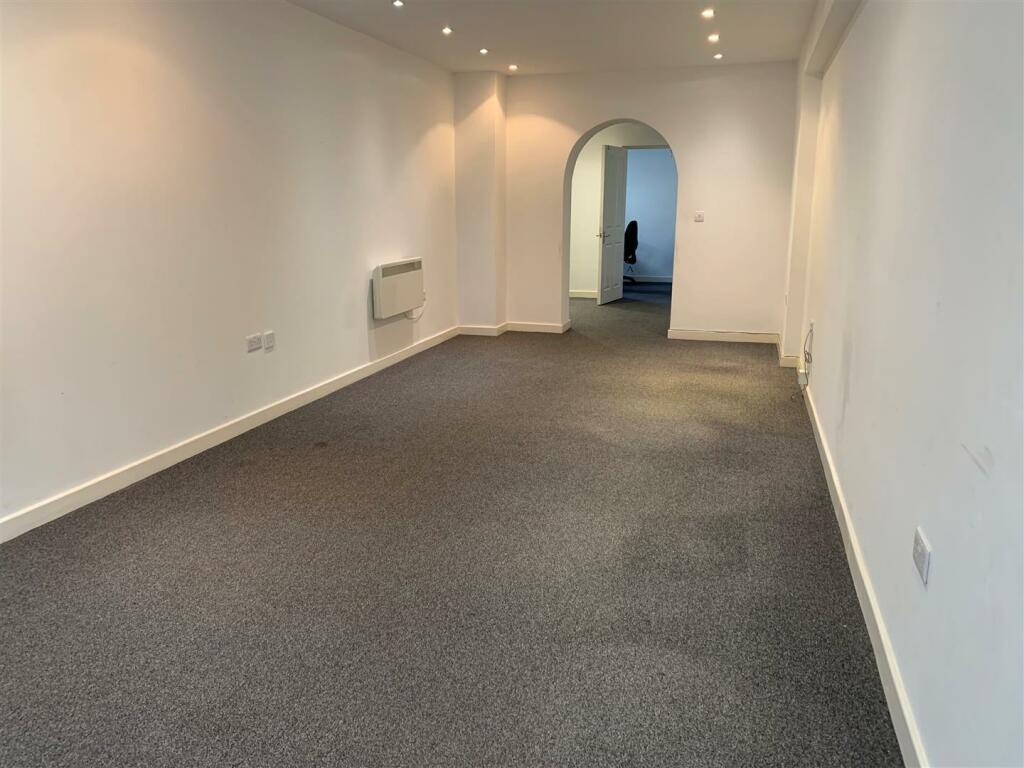 Additional property image - High Street, Staple Hill, Bristol