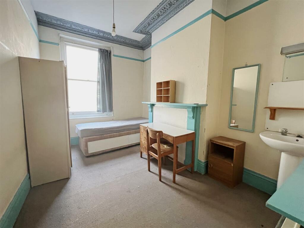 Additional property image - Upper Maudlin Street, Bristol
