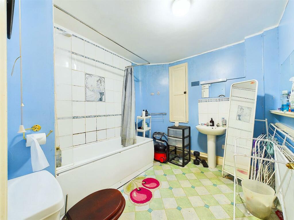 Additional property image - John Street, Bristol