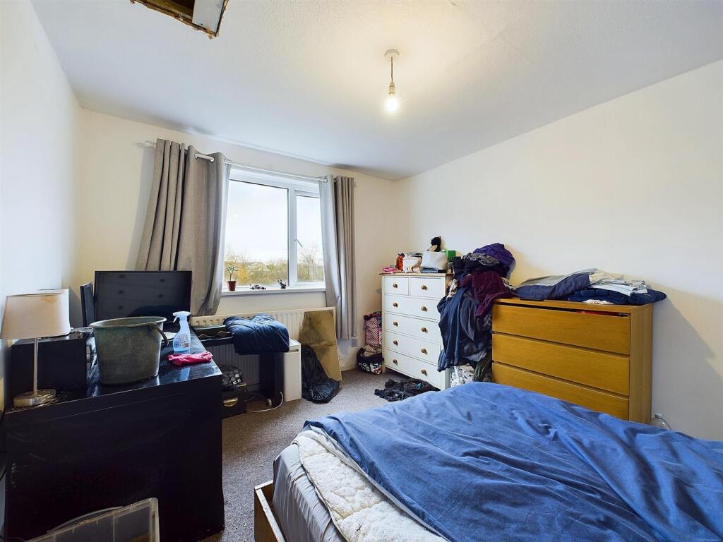 Additional property image - Malvern Drive, Warmley, Bristol