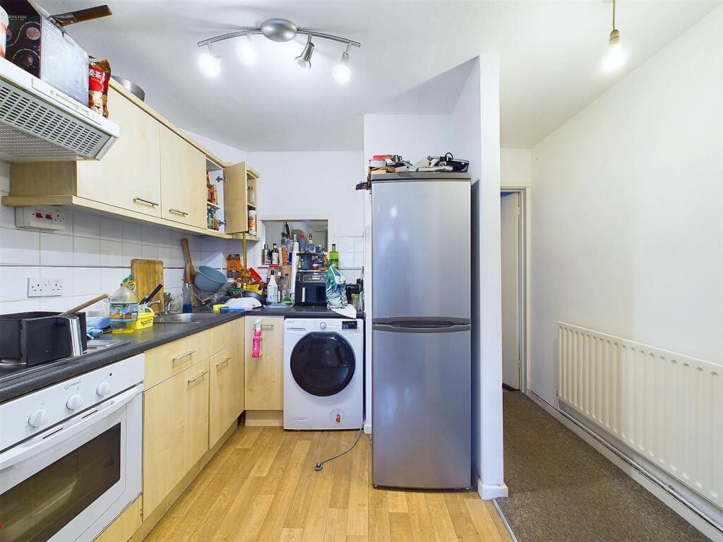 Additional property image - Malvern Drive, Warmley, Bristol
