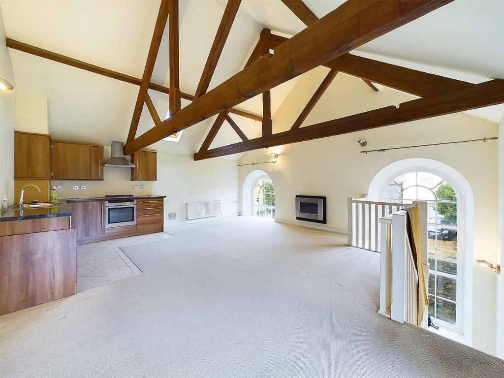 Additional property image - High Street, Yatton, Bristol