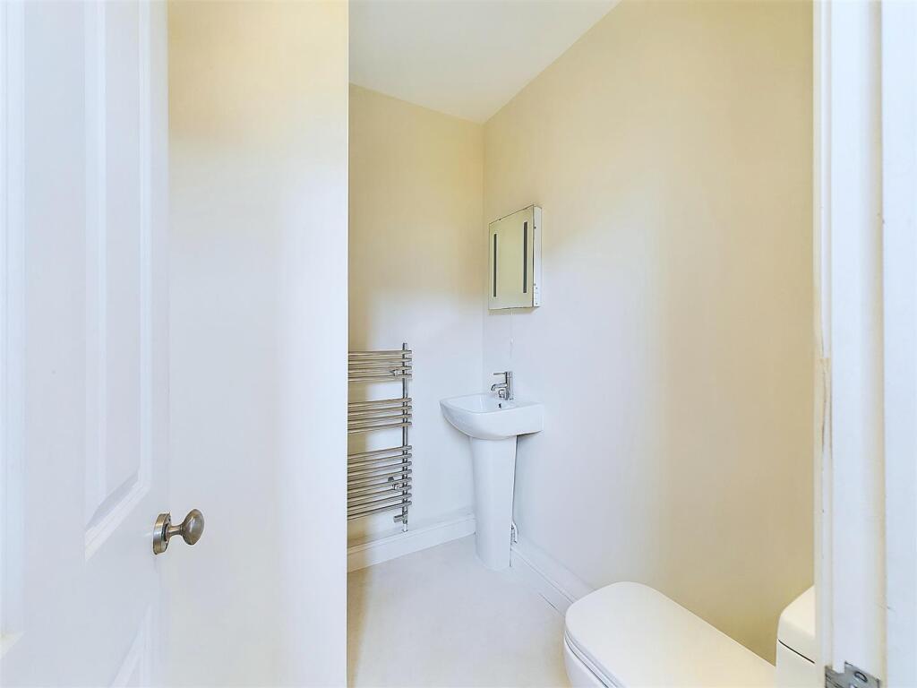 Additional property image - High Street, Yatton, Bristol