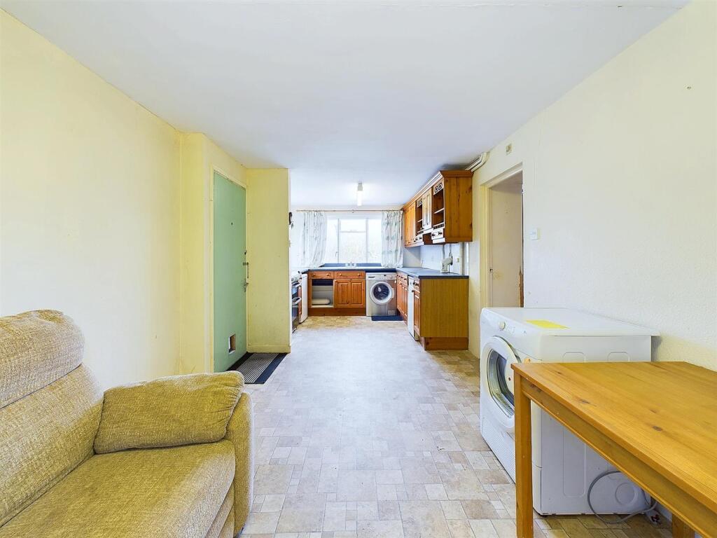 Additional property image - Church Road, Oldbury-On-Severn, Bristol