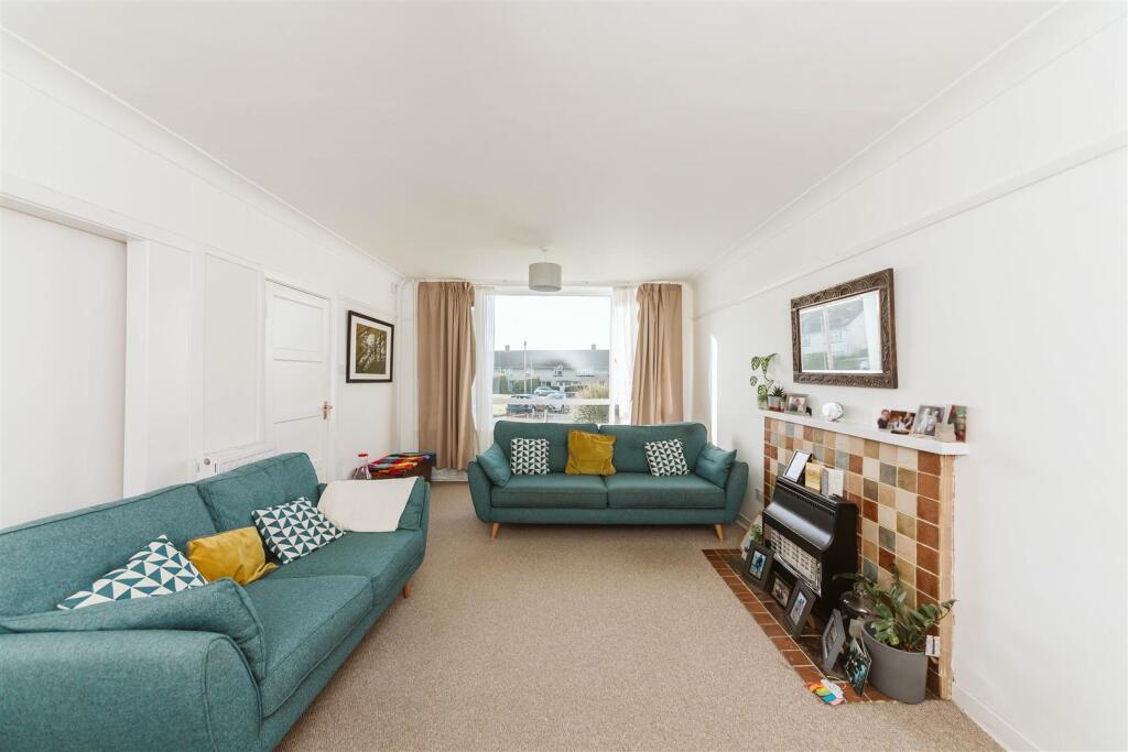 Additional property image - Copley Gardens, Lockleaze, Bristol