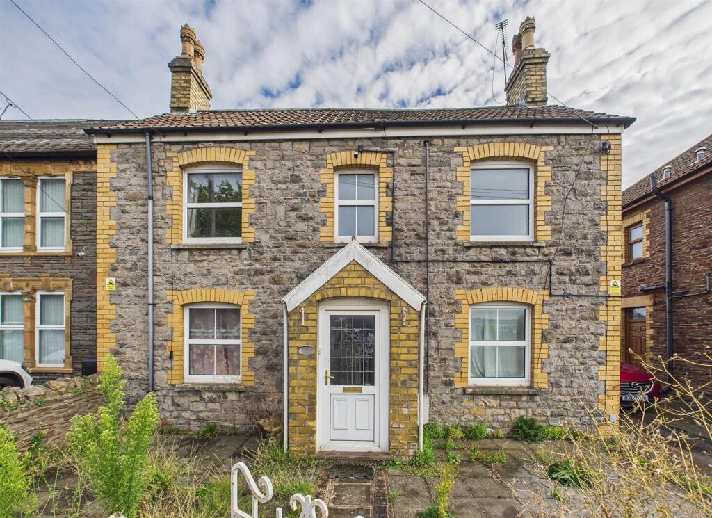 Main image of property: 52 Station Road, Yate, Bristol BS37 4PW