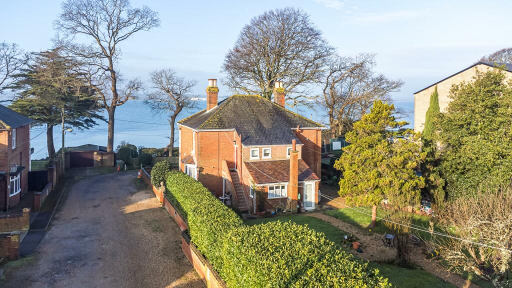 5 bedroom house for sale in Manchester Road, Netley Abbey, Southampton, SO31