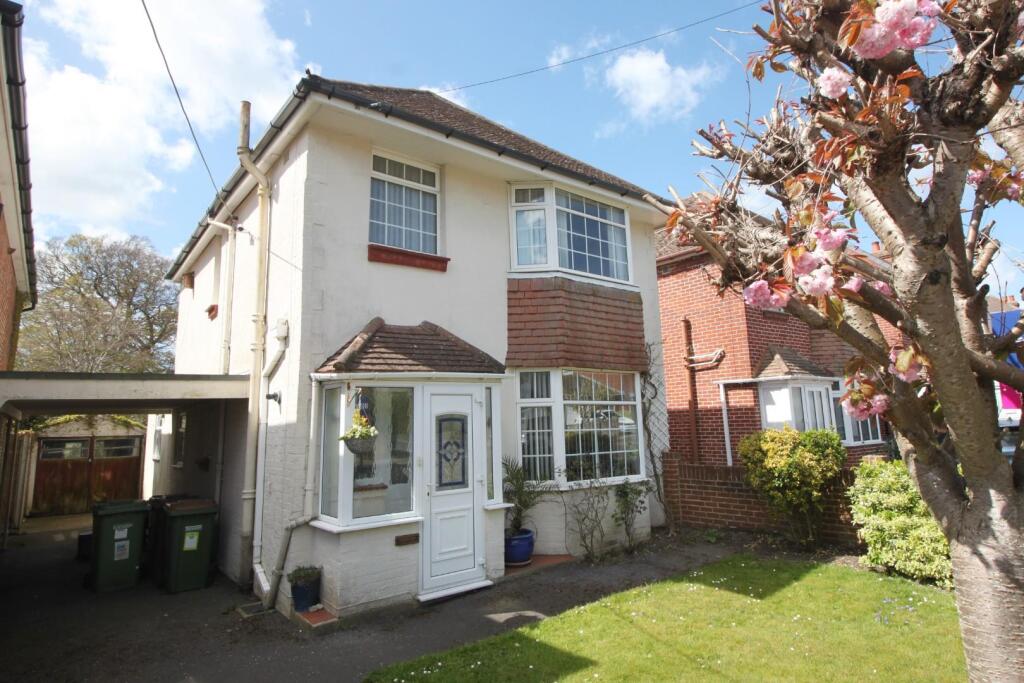 Main image of property: New Road, Netley Abbey, Southampton, SO31 5BS