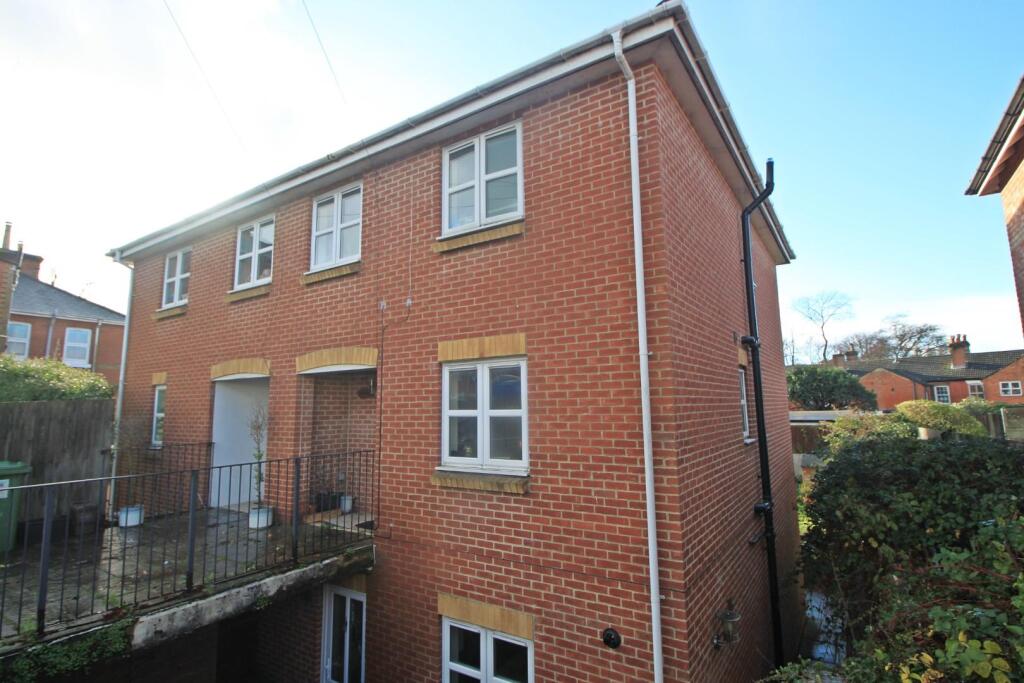 Main image of property: New Road, Netley Abbey