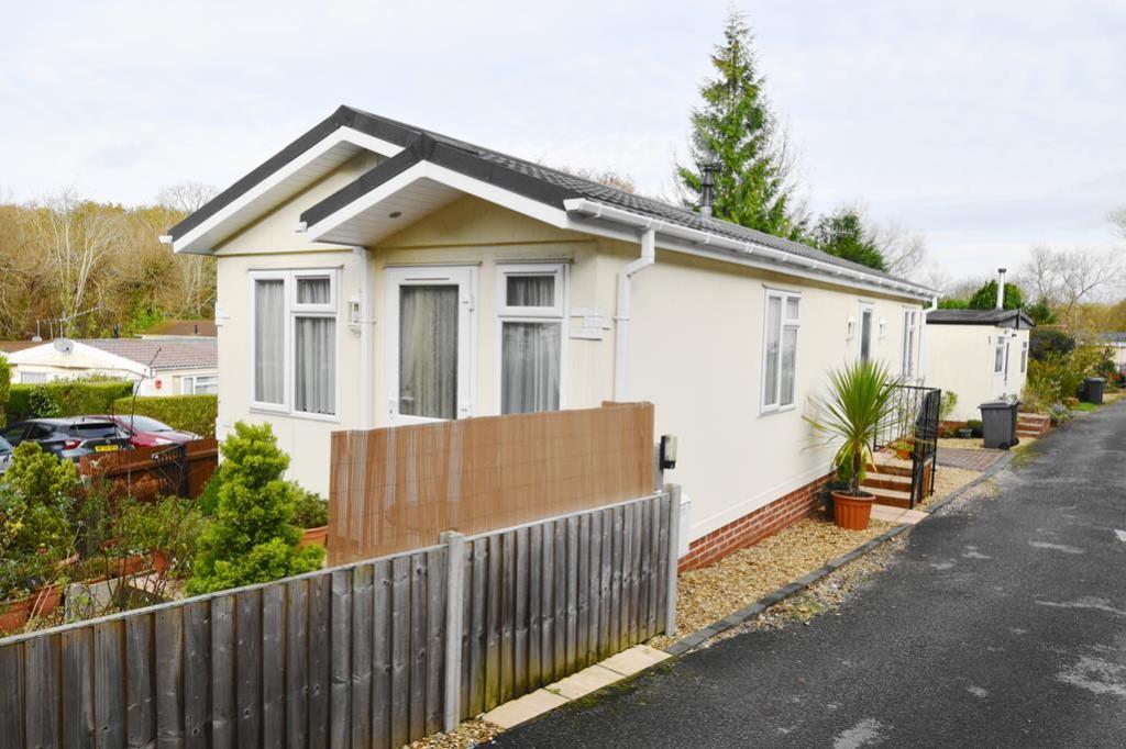 2 bedroom park home for sale in Bournemouth, Dorset, BH10