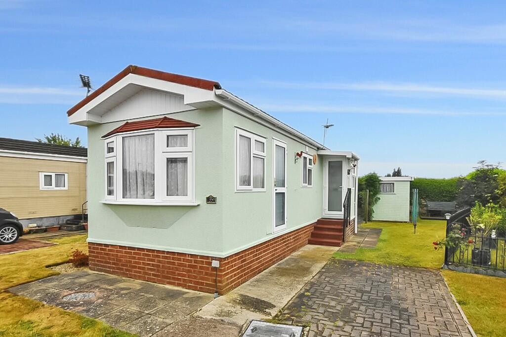 2 bedroom park home for sale in Bournemouth, Dorset, BH10