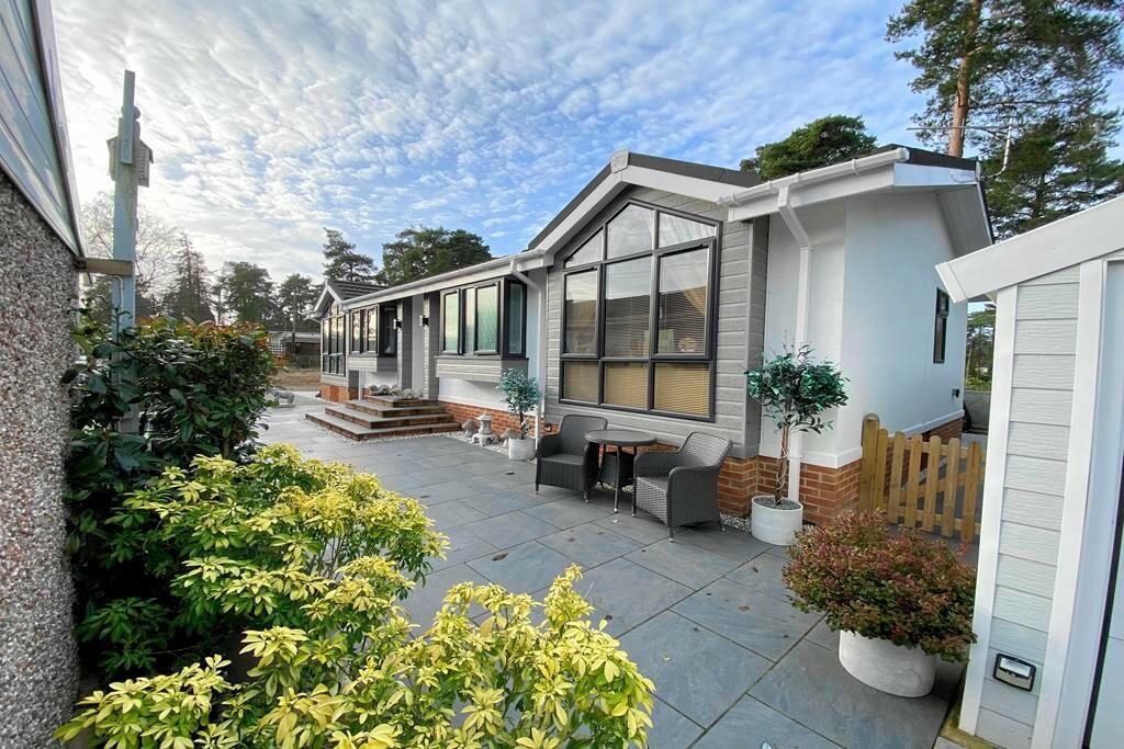 2 bedroom park home for sale in Lone Pine Park, Ferndown, Dorset, BH22