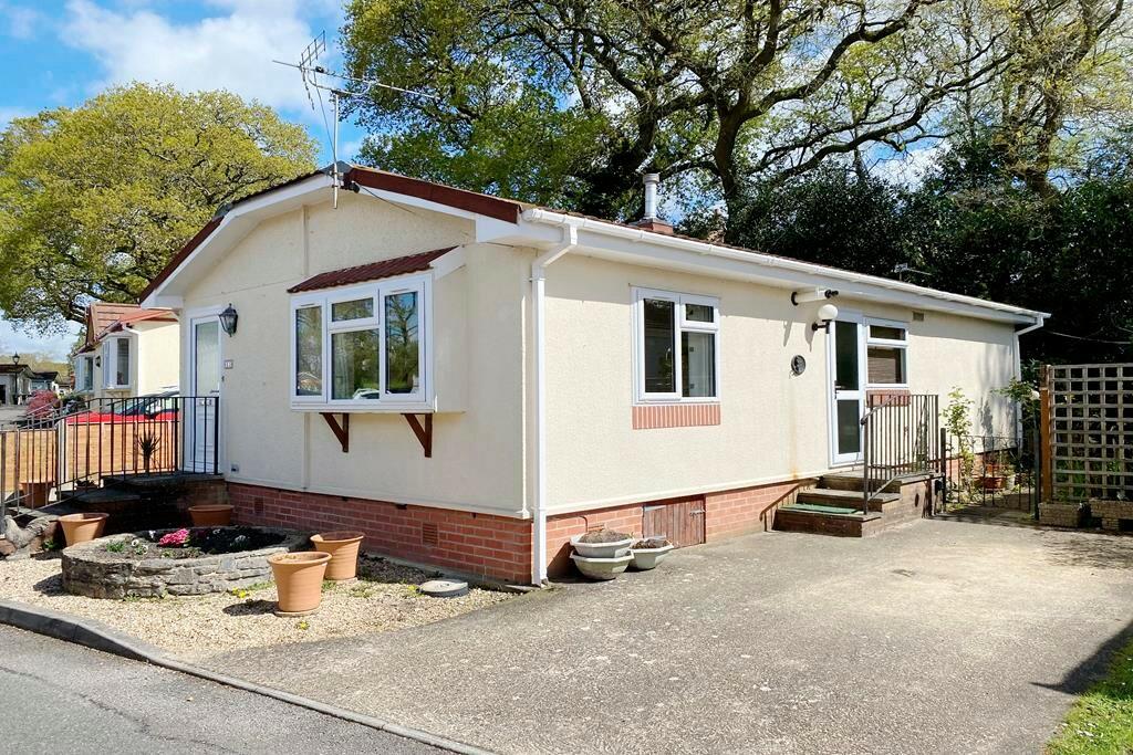 2 bedroom park home for sale in Dewlands Park, Verwood, Dorset, BH31