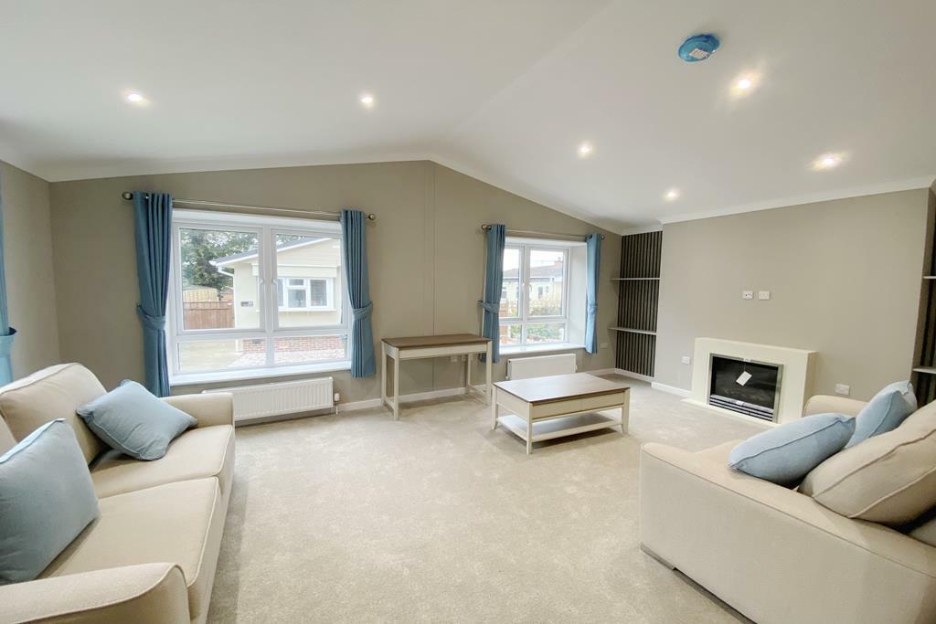 Additional property image - Oaktree Park, St Leonards, Ringwood