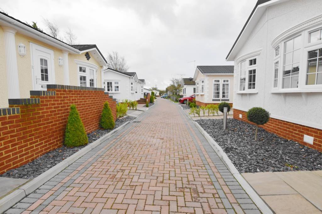 1 bedroom park home for sale in Winfrith Newburgh, Near Wool, Dorset, DT2