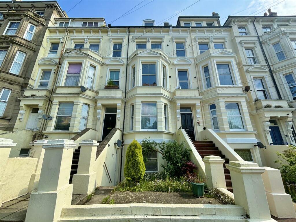 2 bedroom flat for sale in Kenilworth Road, St. LeonardsOnSea, TN38