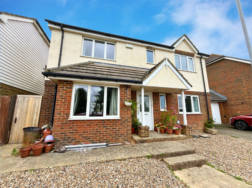 4 bedroom semidetached house for rent in Welton Rise, St. LeonardsOn