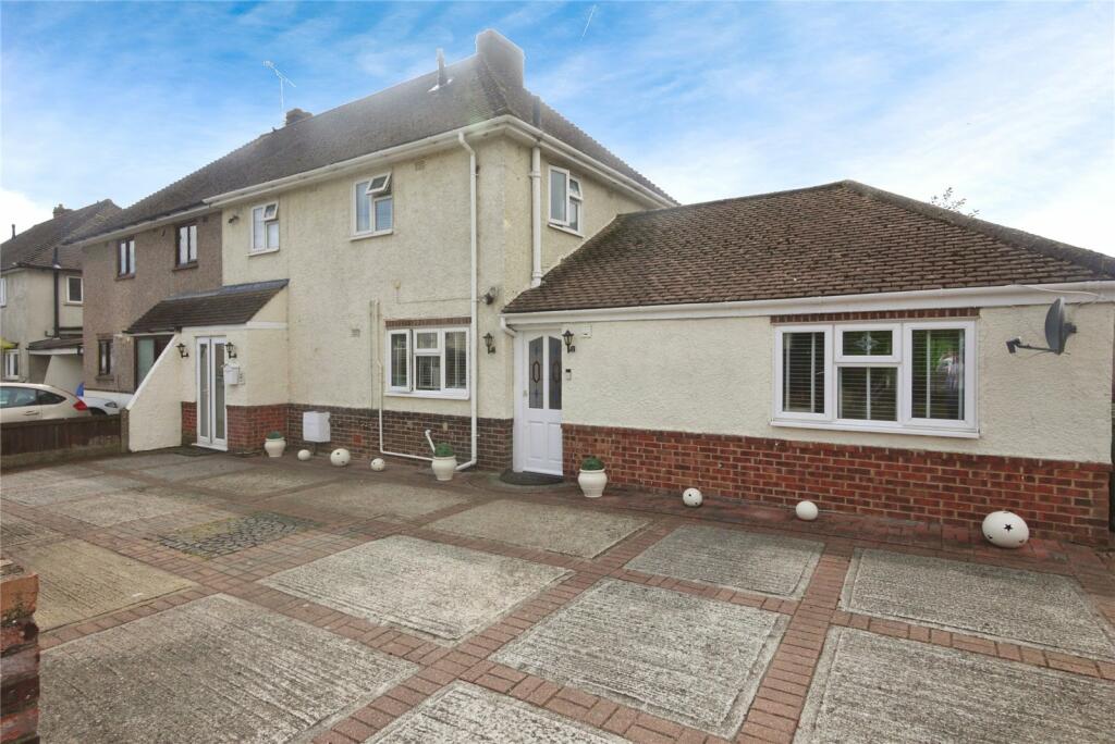 Additional property image - Danes Way, Pilgrims Hatch, Brentwood, Essex, CM15