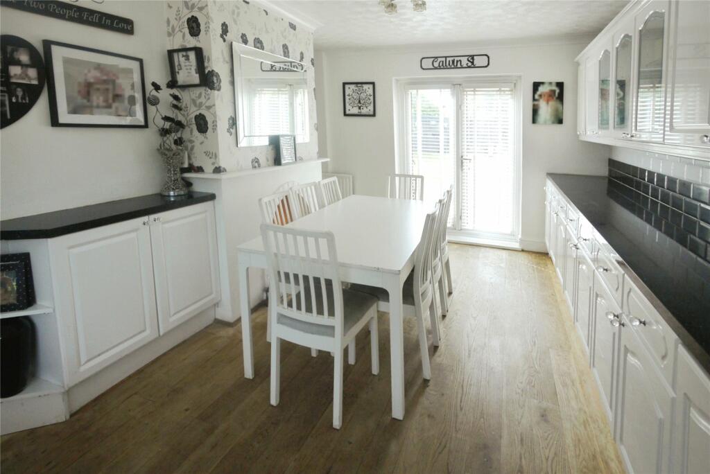 Additional property image - Danes Way, Pilgrims Hatch, Brentwood, Essex, CM15