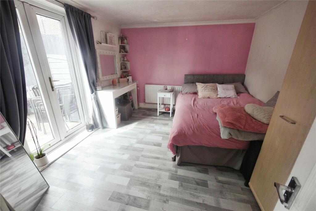 Additional property image - Danes Way, Pilgrims Hatch, Brentwood, Essex, CM15