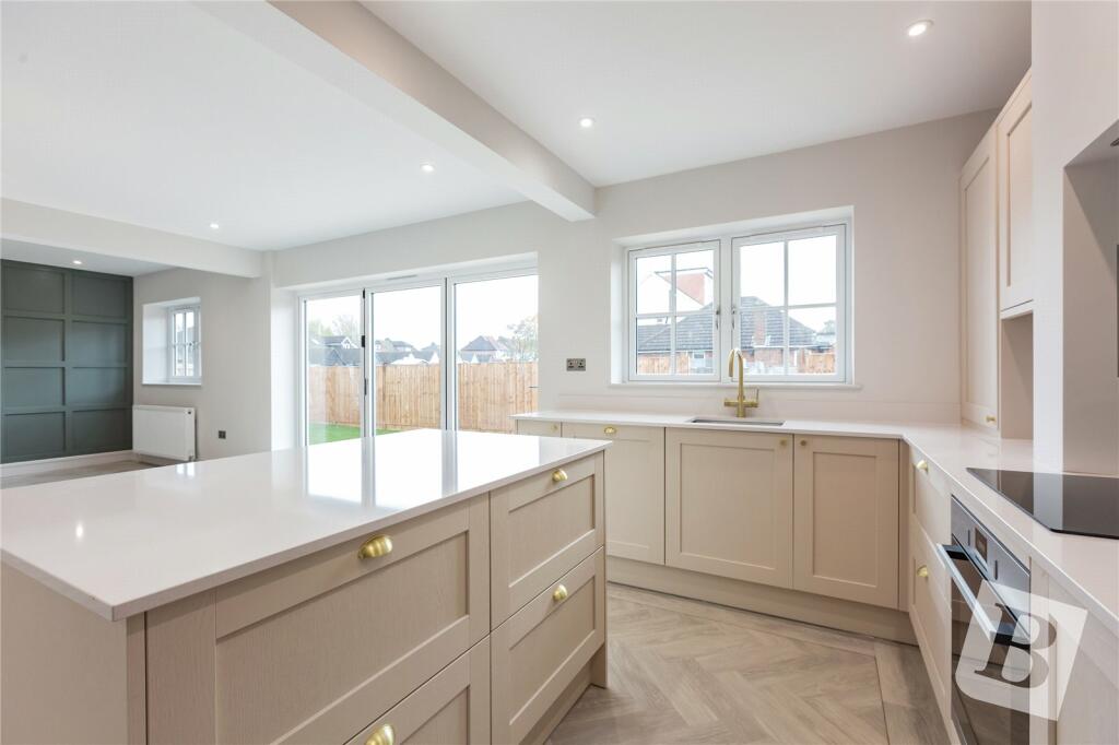 Additional property image - St. Mary's Avenue, Shenfield, Brentwood, Essex, CM15