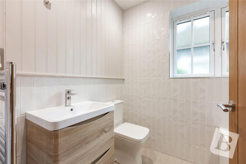 Additional property image - St. Mary's Avenue, Shenfield, Brentwood, Essex, CM15