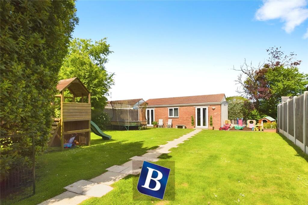 Additional property image - Nags Head Lane, Brentwood, Essex, CM14